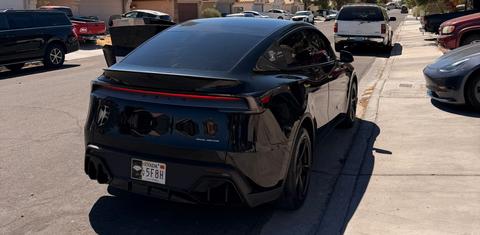 Tesla Model Y 2026