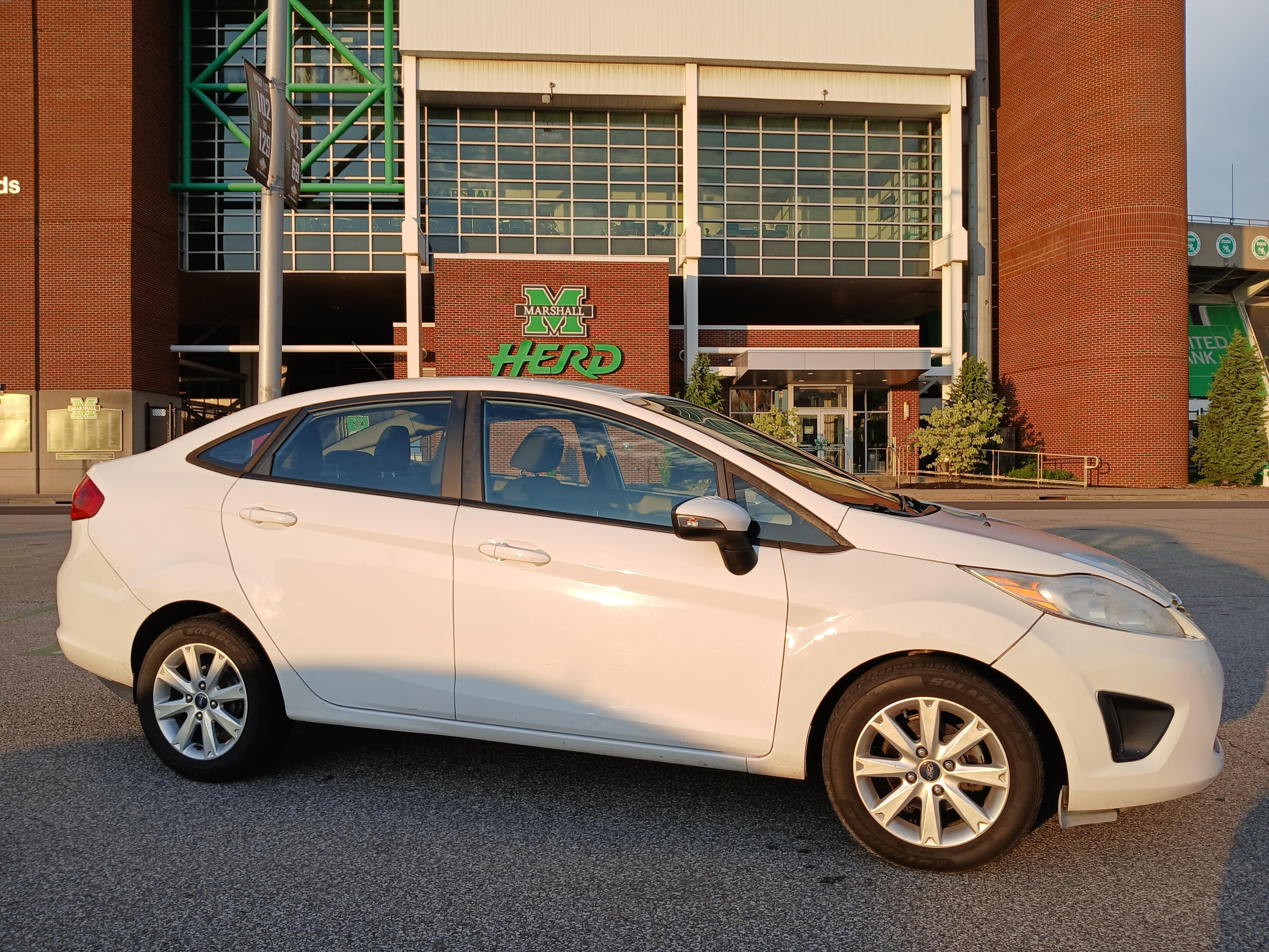 Ford Fiesta 2013 in Huntington, WV
