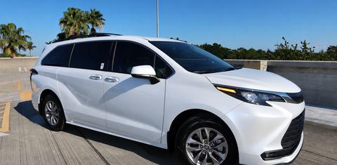 Toyota Sienna 2026