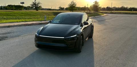 Tesla Model Y 2026