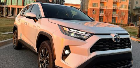 Toyota RAV4 Hybrid 2024