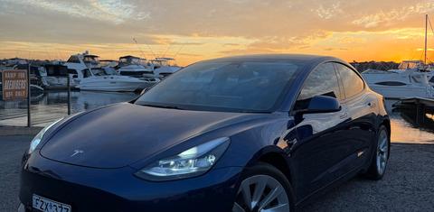 Tesla MODEL 3 2021