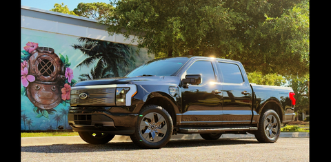 Ford F-150 Lightning 2023