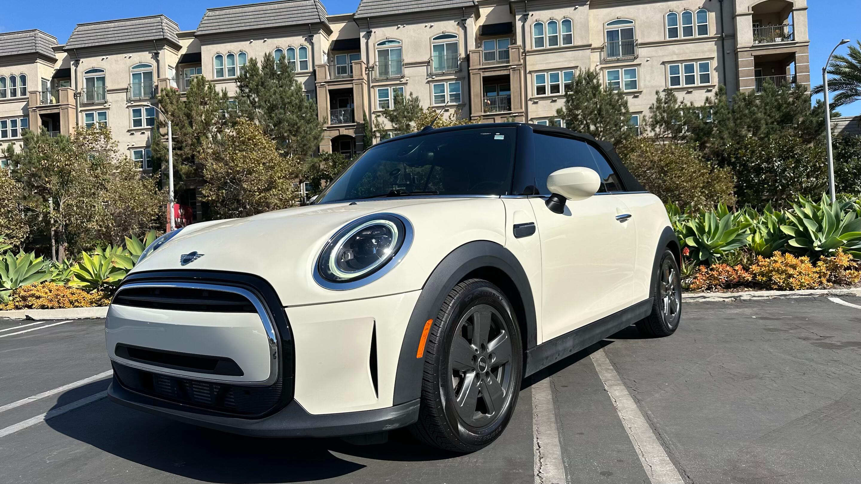MINI Convertible 2022 in Irvine, CA