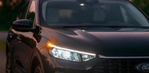 Ford Escape PHEV 2025