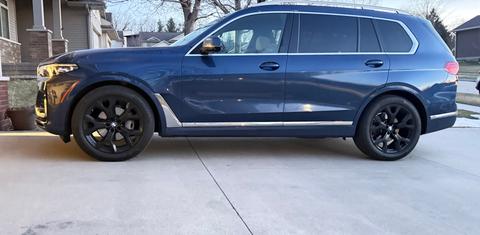 BMW X7 2021