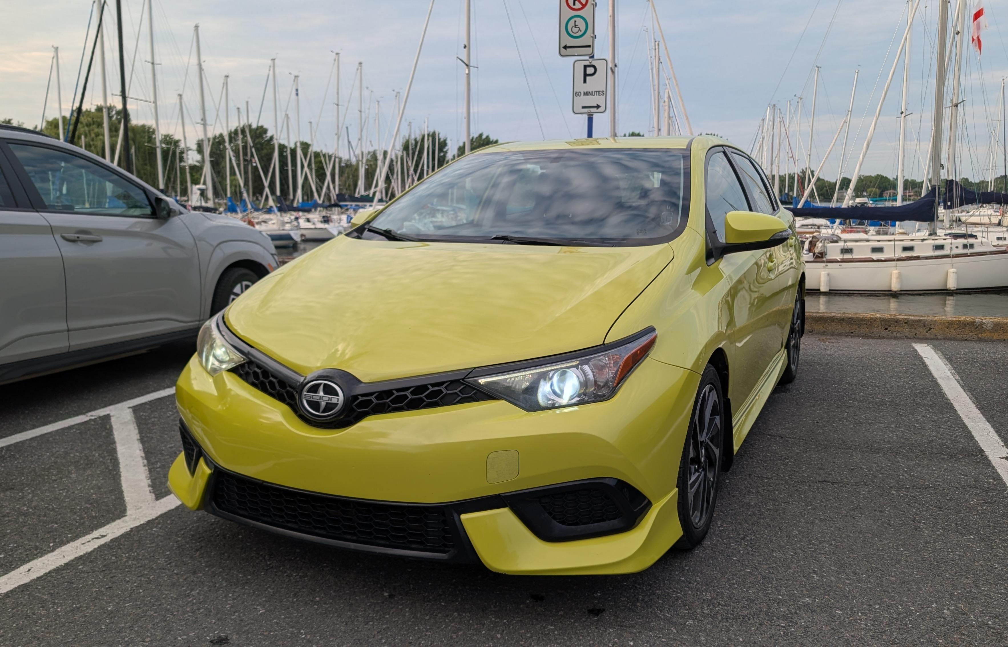 Scion iM 2016 à Pointe-Claire, QC