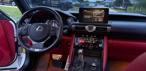 Lexus IS 2021