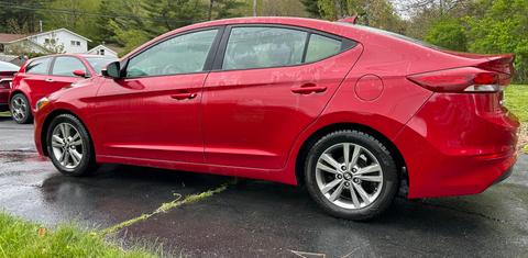 Hyundai Elantra 2017