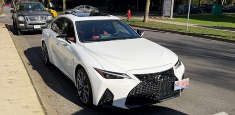 Lexus IS 2022