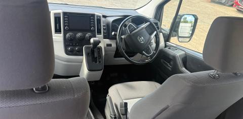 Toyota HIACE 2019