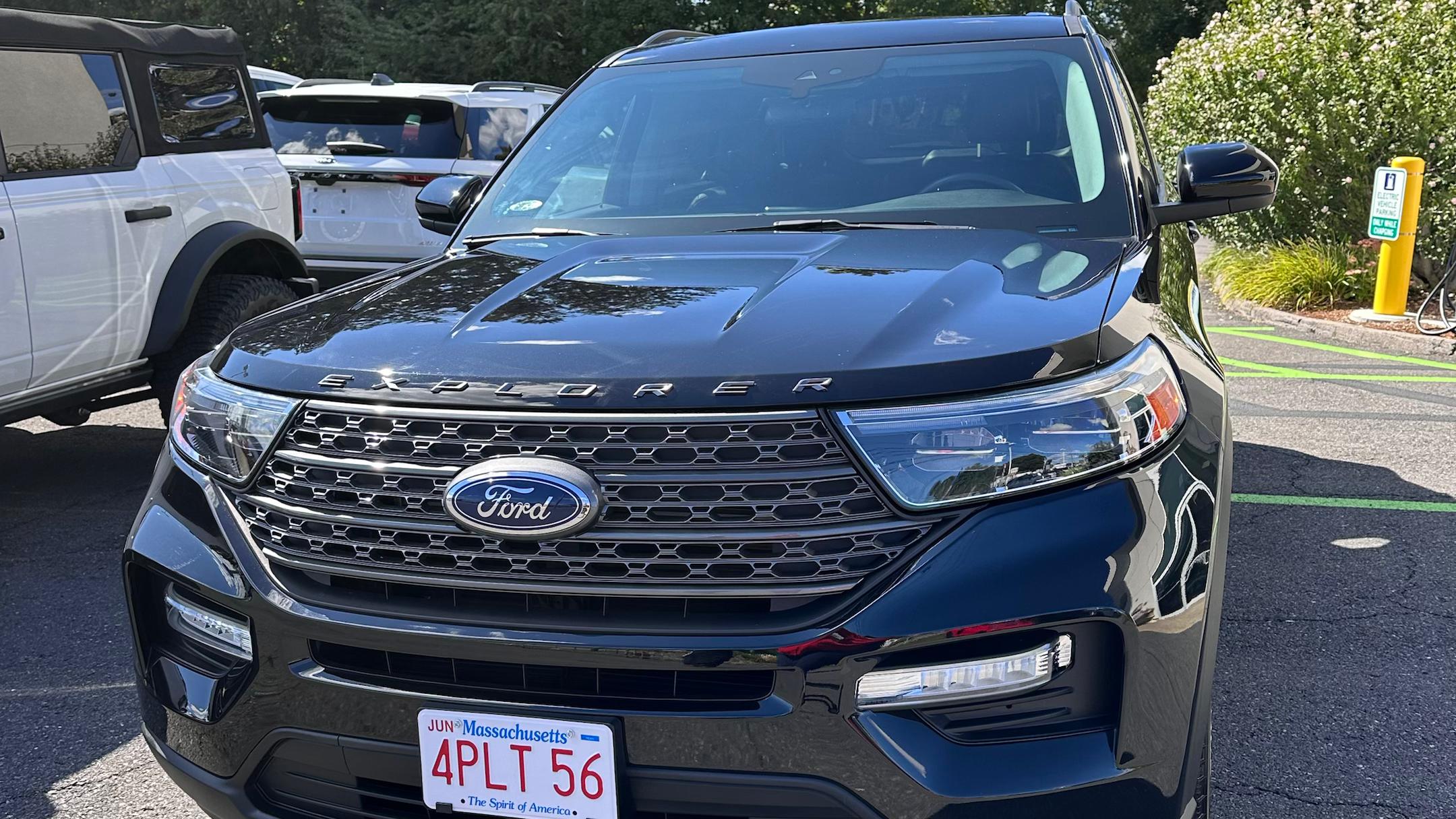 Ford Explorer 2022 in 