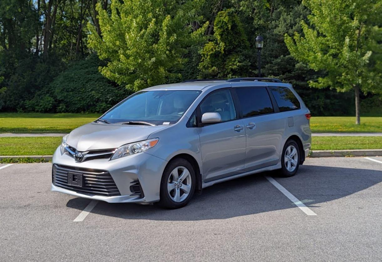 Toyota Sienna 2018 in Montréal, QC