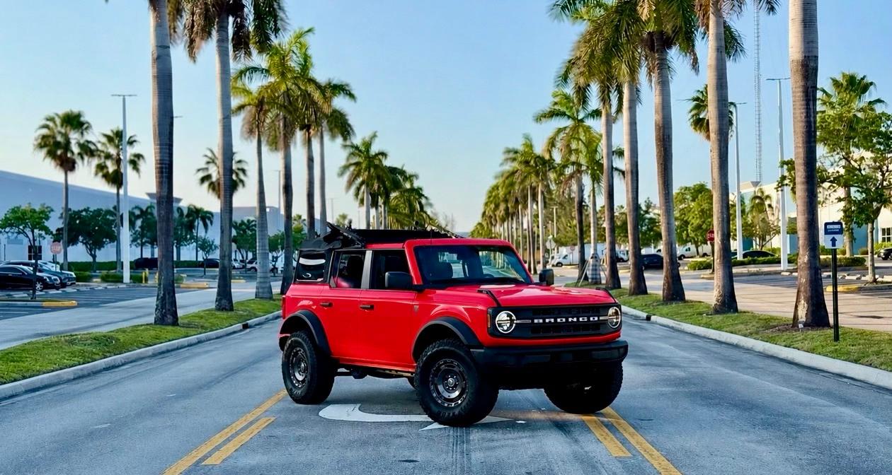 Ford Bronco 2026 in Hallandale Beach, FL