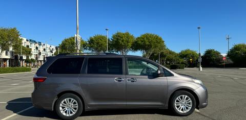 Toyota Sienna 2015