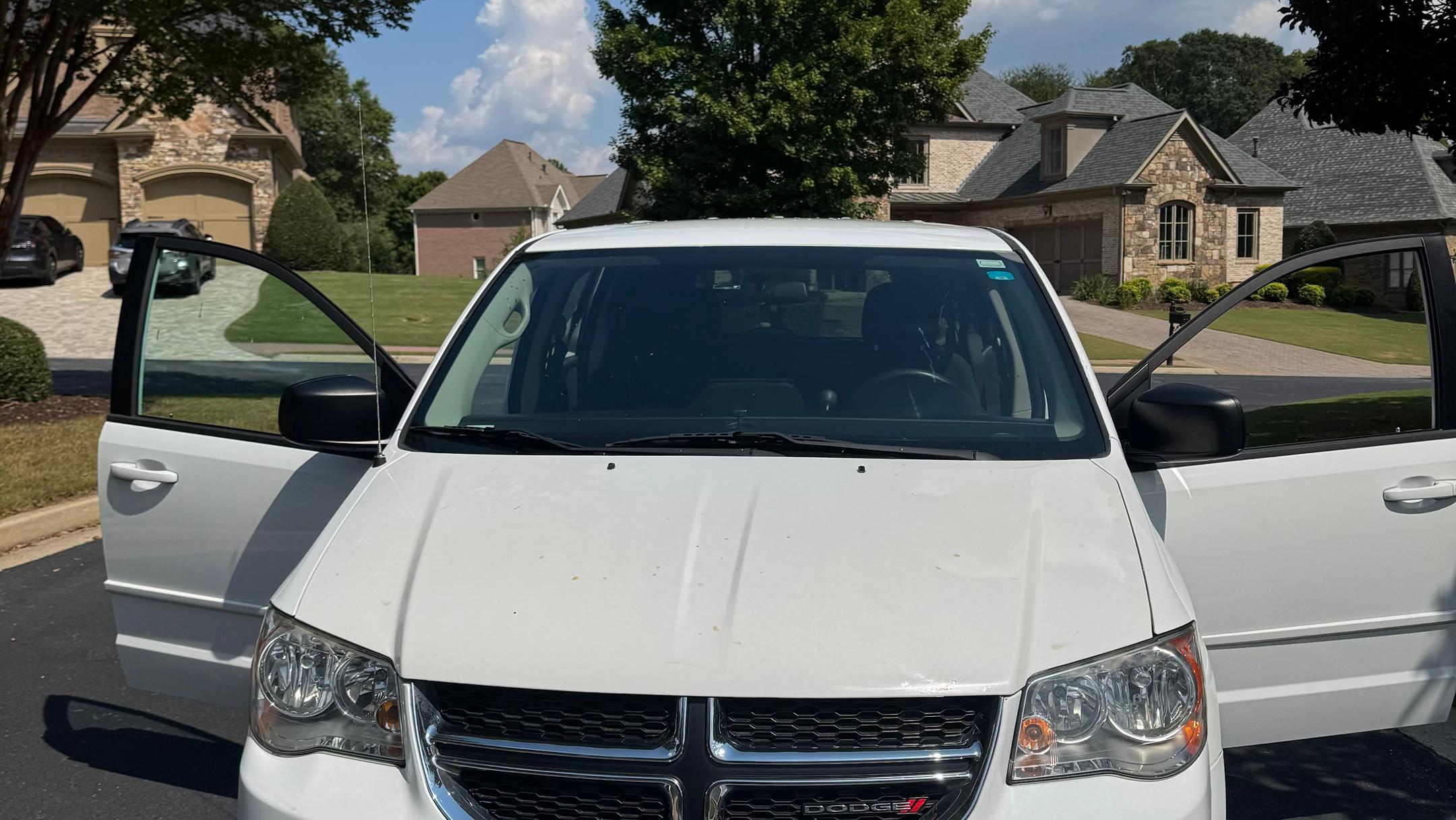 Dodge Grand Caravan 2016 in Suwanee, GA