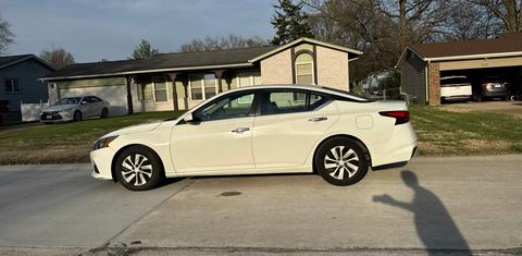 Nissan Altima 2020