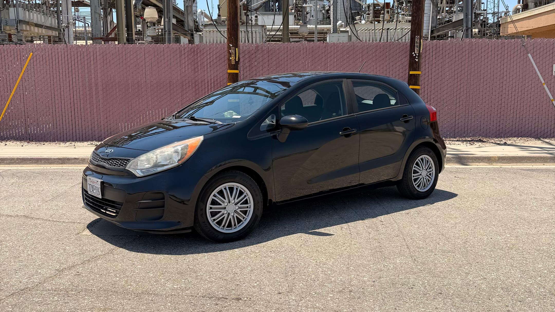 Kia Rio 2017 in Bakersfield, CA