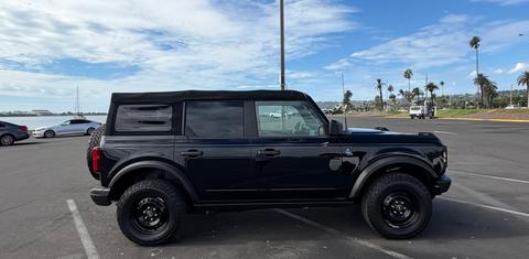 Ford Bronco 2022
