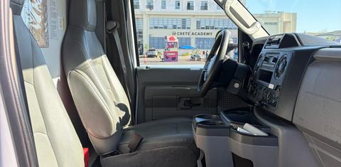Ford E-Series 2022