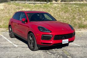 Porsche Cayenne 2023 in Arcadia