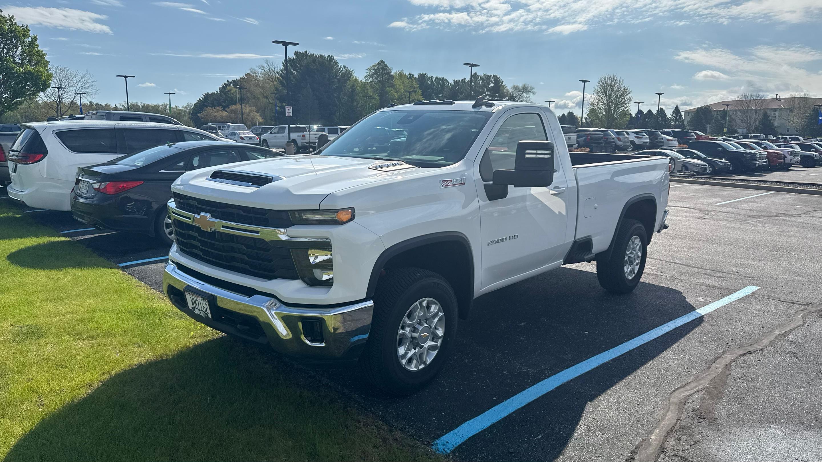 Chevrolet Silverado 2500HD 2025 in Burlington, WI