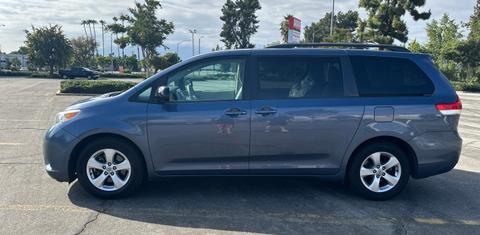 Toyota Sienna 2014