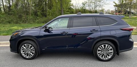 Toyota Highlander Hybrid 2026
