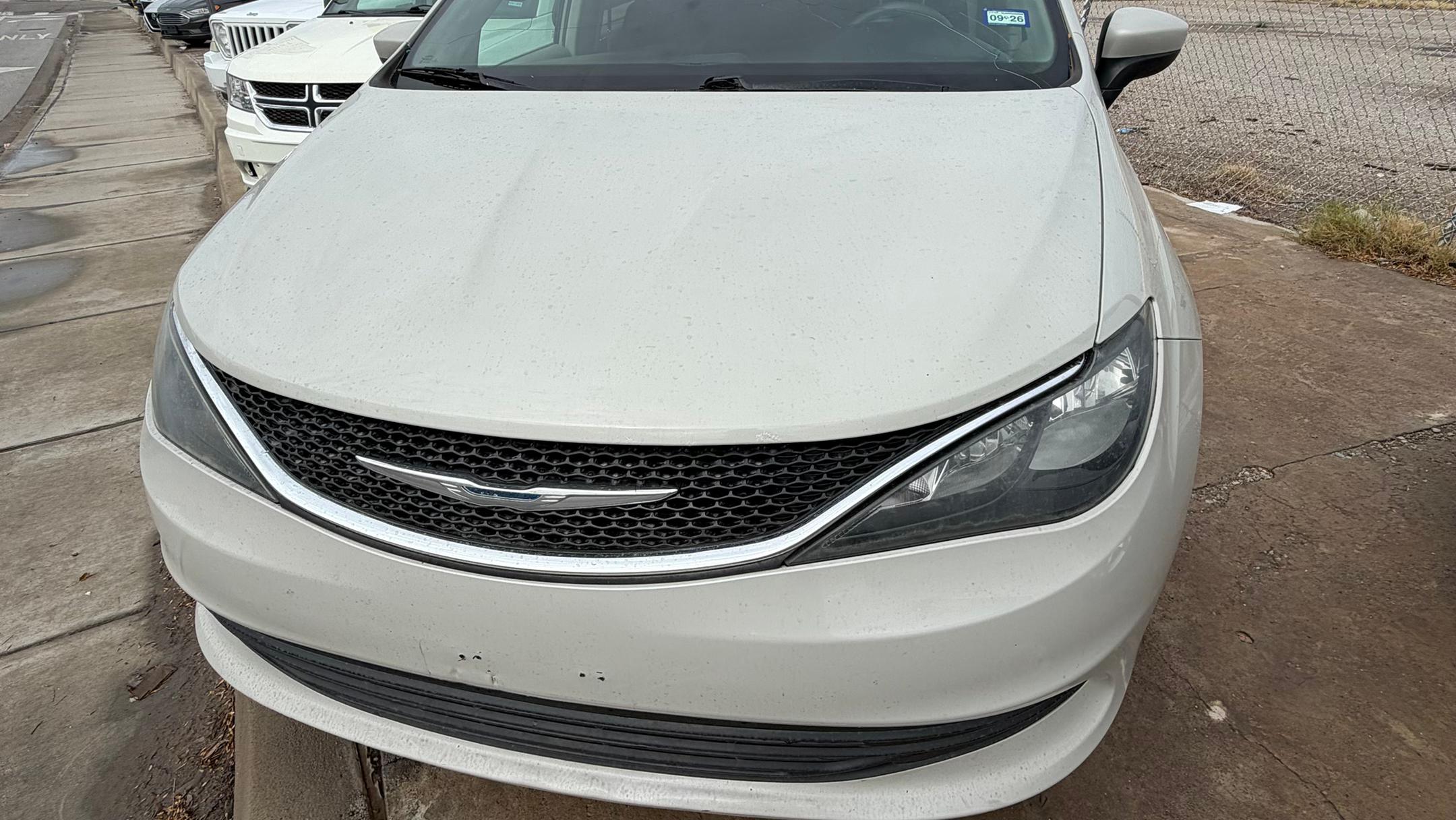 Chrysler Pacifica 2017 in El Paso, TX