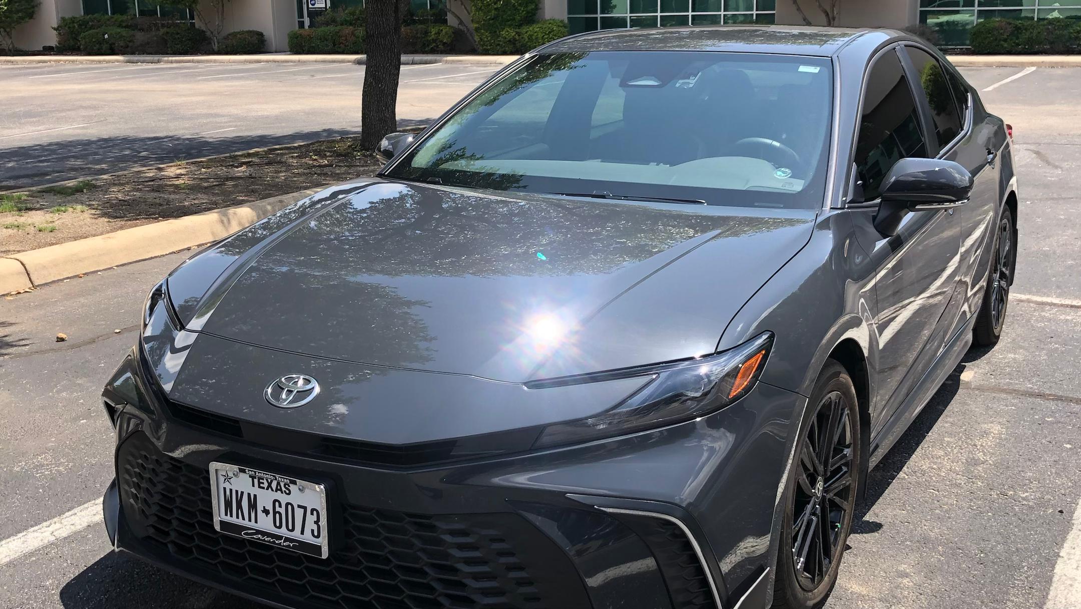 Toyota Camry Hybrid 2025 en San Antonio, TX