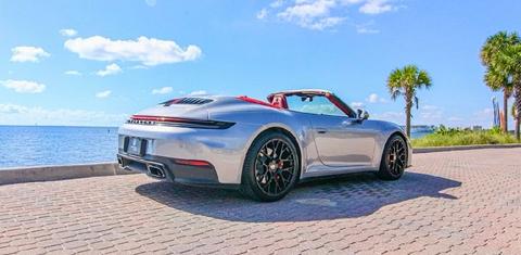 Porsche 911 2025