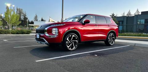 Mitsubishi Outlander 2024