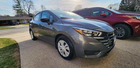 Nissan Versa 2025