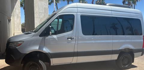 Mercedes-Benz Sprinter 2025