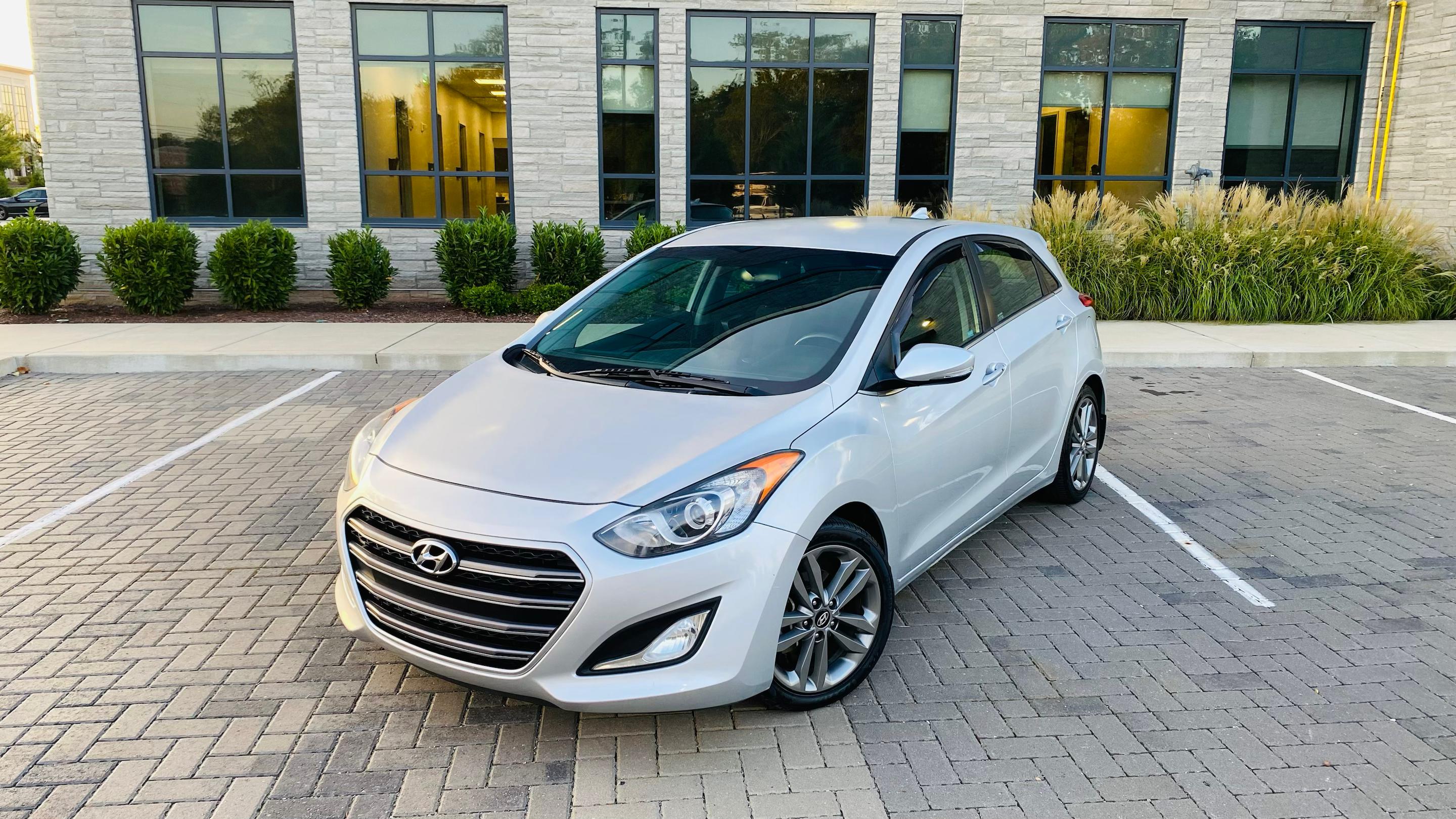 Hyundai Elantra GT 2016 in Murfreesboro, TN