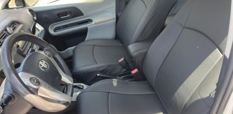 Toyota Prius c 2013