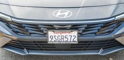 Hyundai Elantra 2025