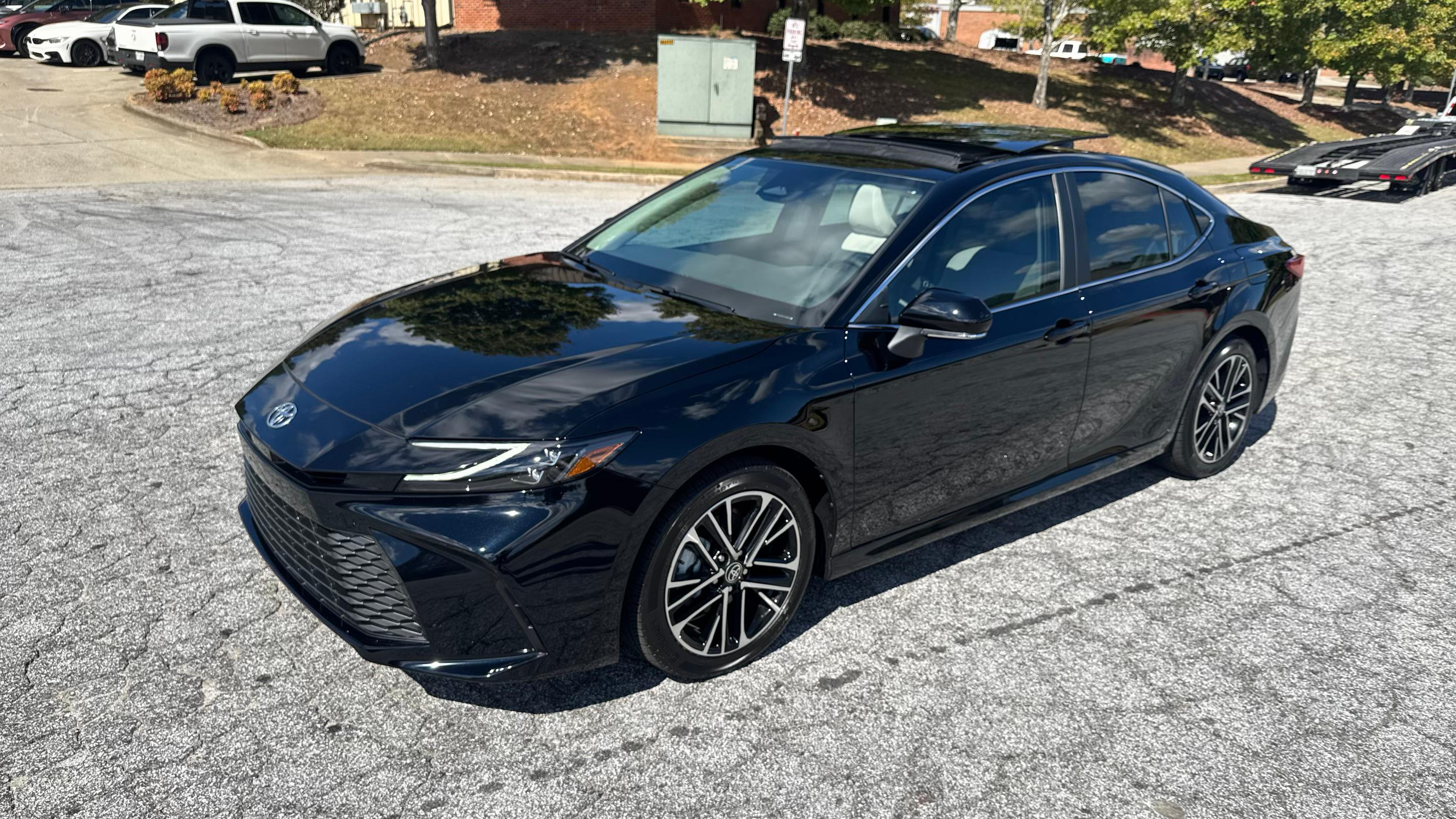 Toyota Camry Hybrid 2026 in 