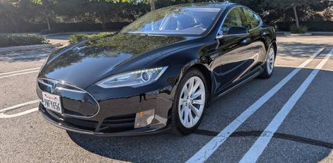 Tesla Model S 2015