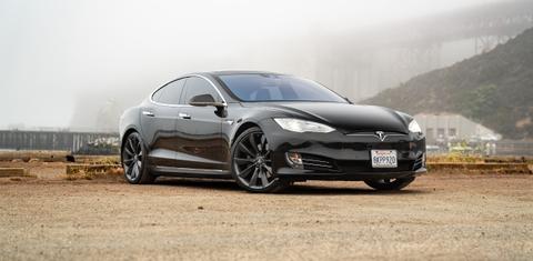 Tesla Model S 2016