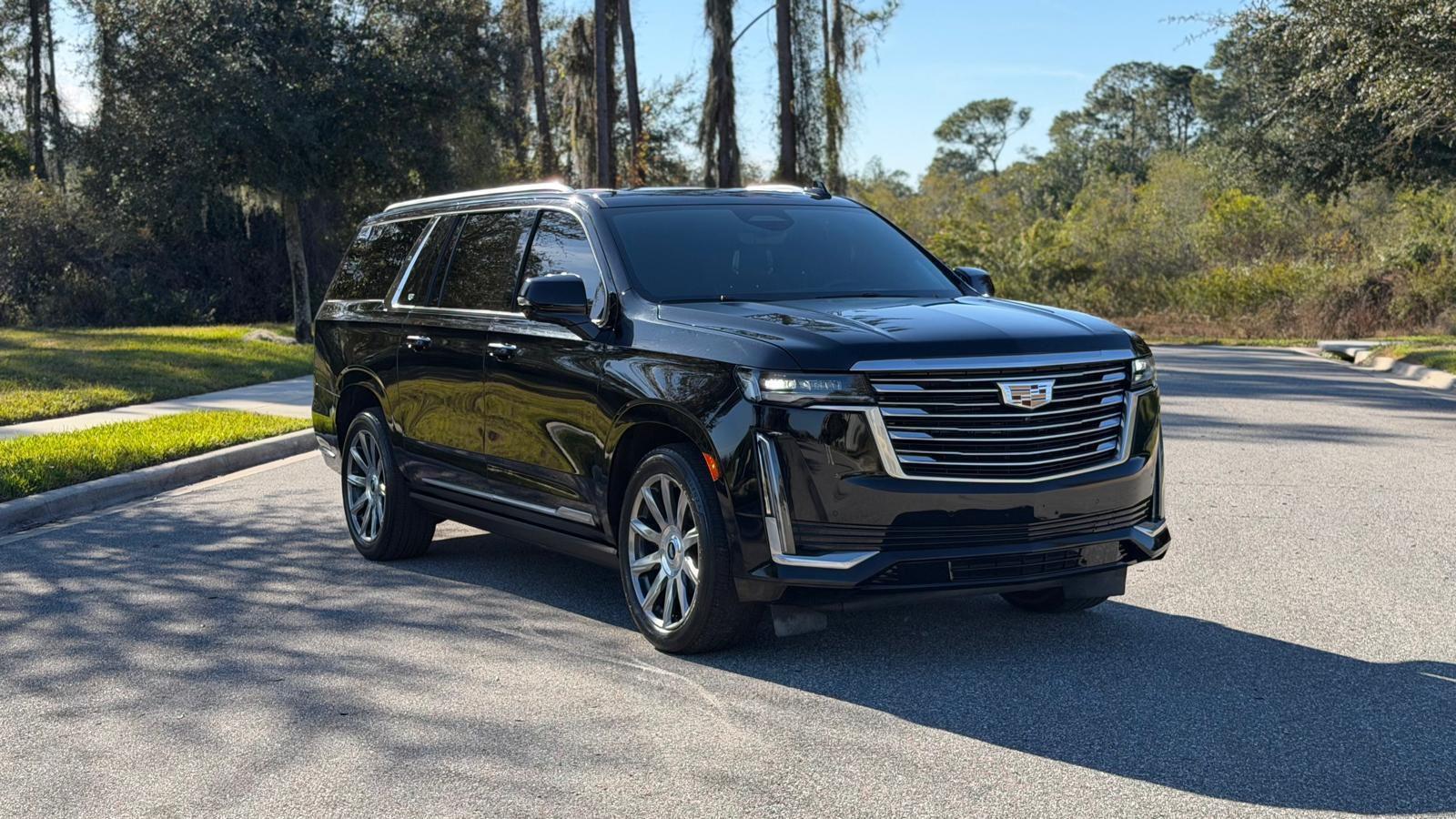 Cadillac Escalade 2023 in 