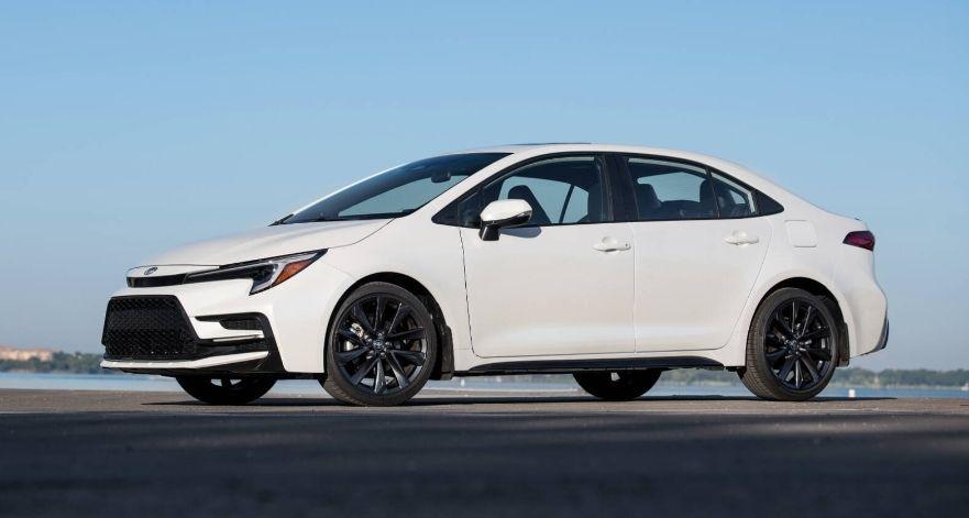 Toyota Corolla 2024 à 