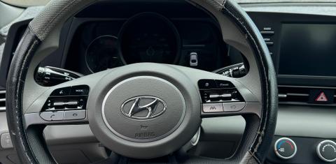 Hyundai Elantra 2021