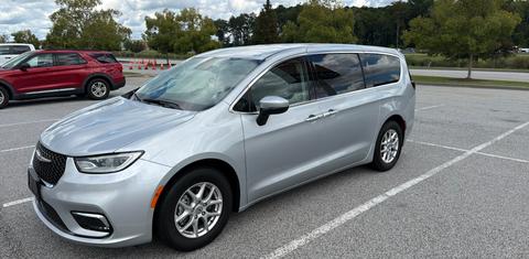 Chrysler Pacifica 2023