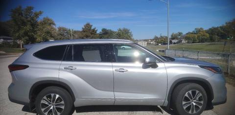 Toyota Highlander 2021