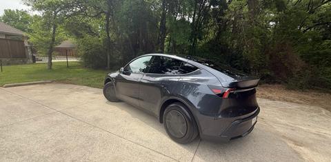 Tesla Model Y 2026