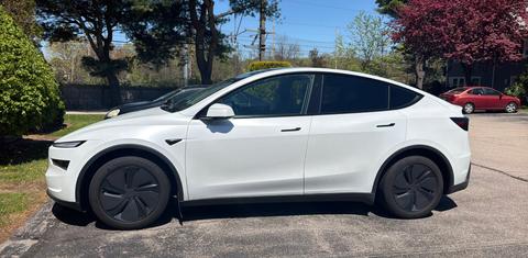 Tesla Model Y 2026