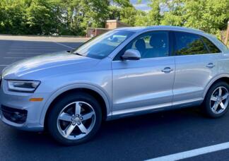 Audi Q3 car