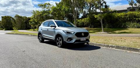 MG ZST 2025