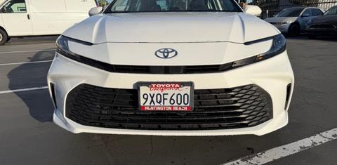 Toyota Camry Hybrid 2025